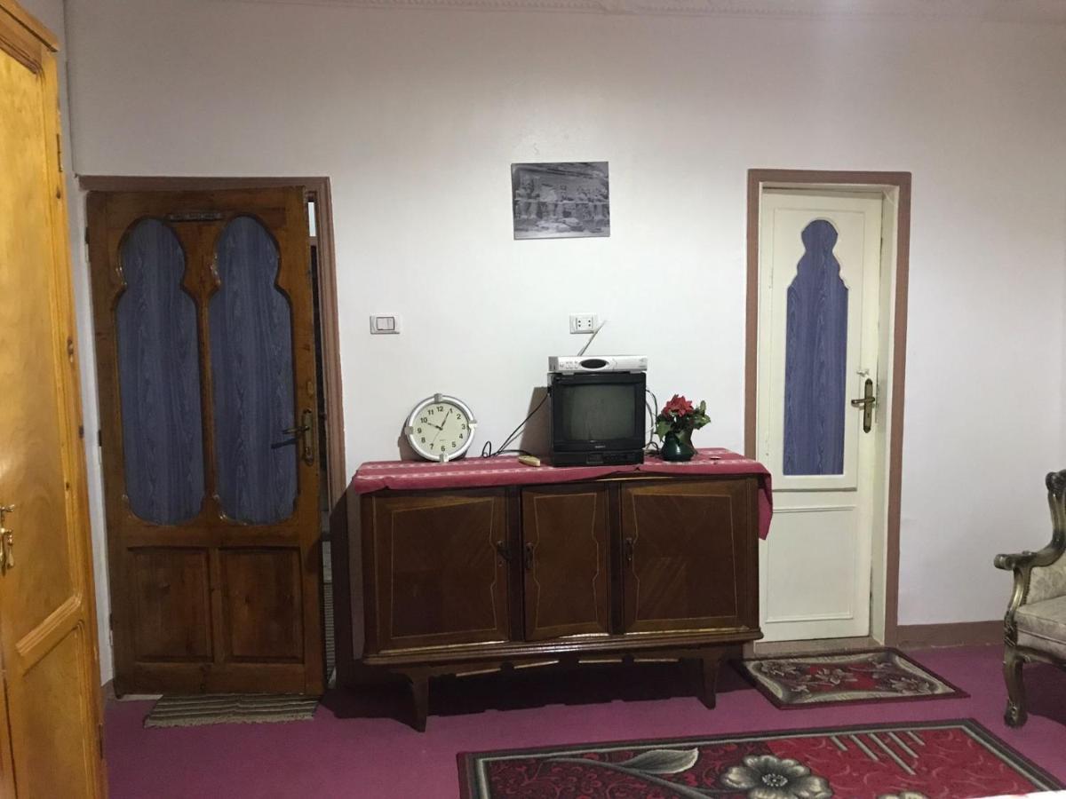Studio Farida Pyramids View Kafrat al Jabal Exterior foto